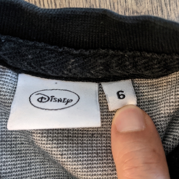 Disney Minnie Mouse Sweater - Picture 4 of 5